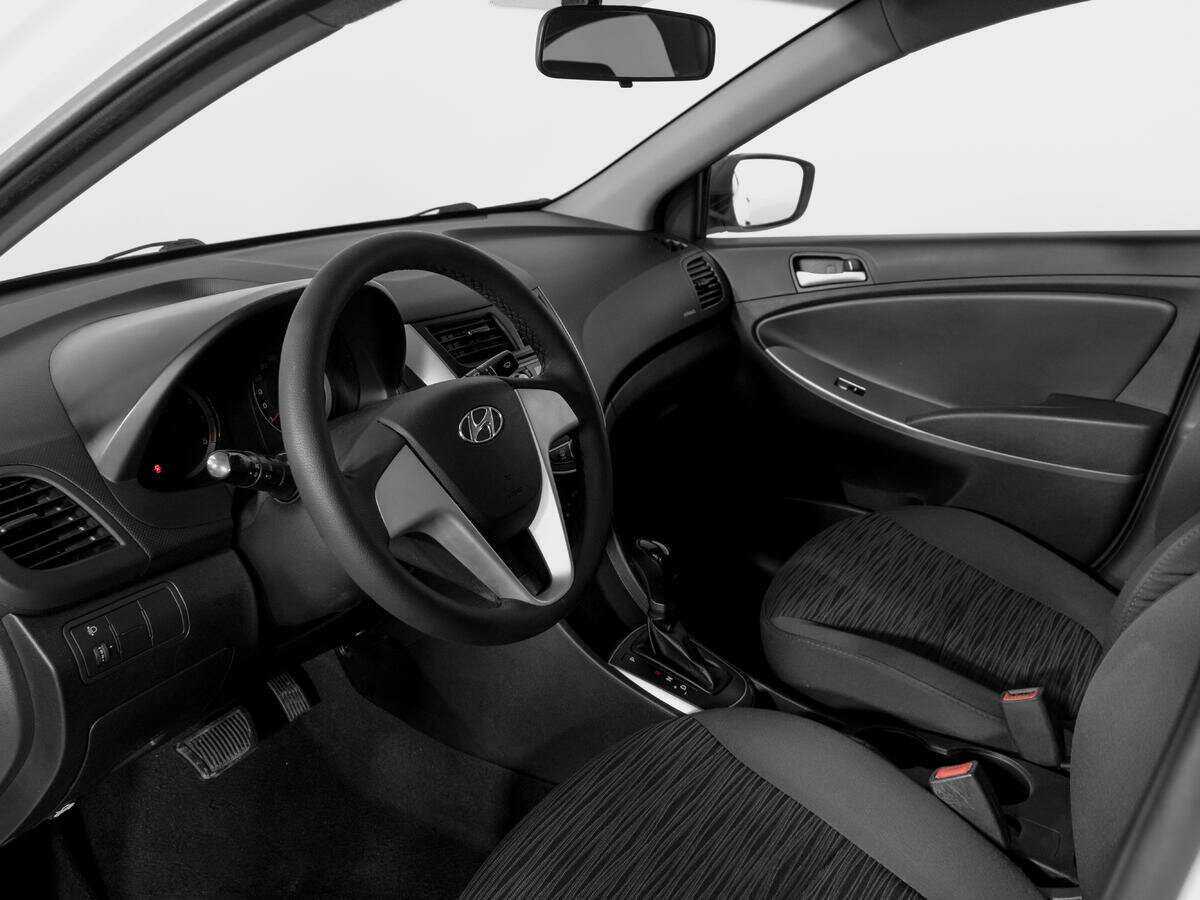 Хендай Солярис б/у, 2015, Автоматическая. Фото: #14