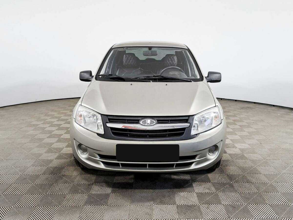 Лада (ВАЗ) Гранта б/у, 2012, Механическая. Фото: #1