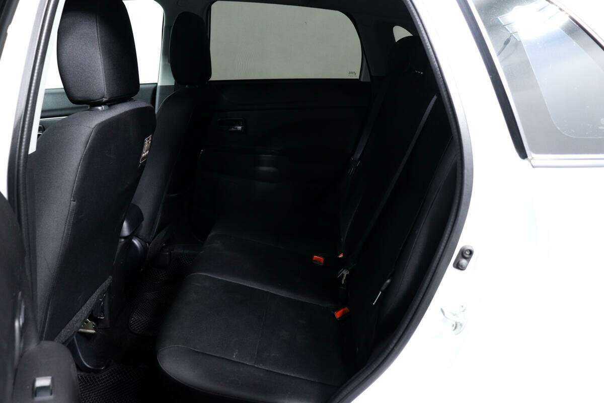 Митсубиши АС-Икс б/у, 2013, Вариатор. Фото: #11