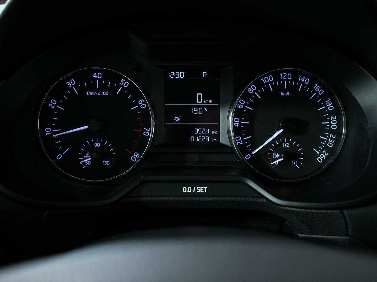 Шкода Октавия б/у, 2014, Роботизированная. Фото: #10