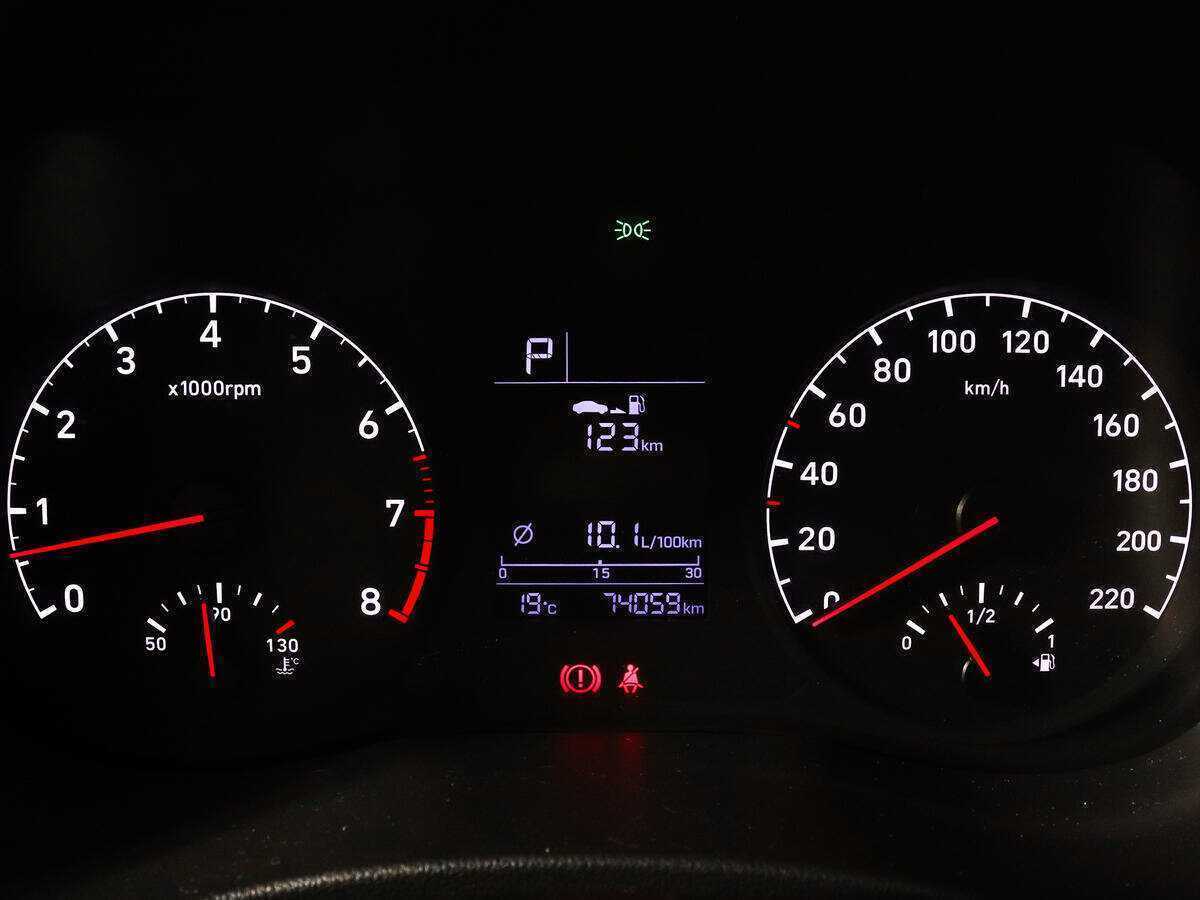 Хендай Солярис б/у, 2017, Автоматическая. Фото: #8