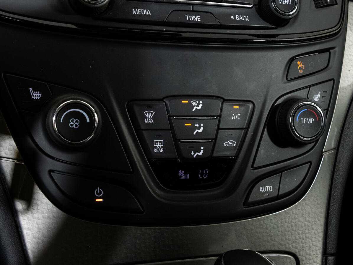 Опель Инсигния б/у, 2014, Автоматическая. Фото: #14