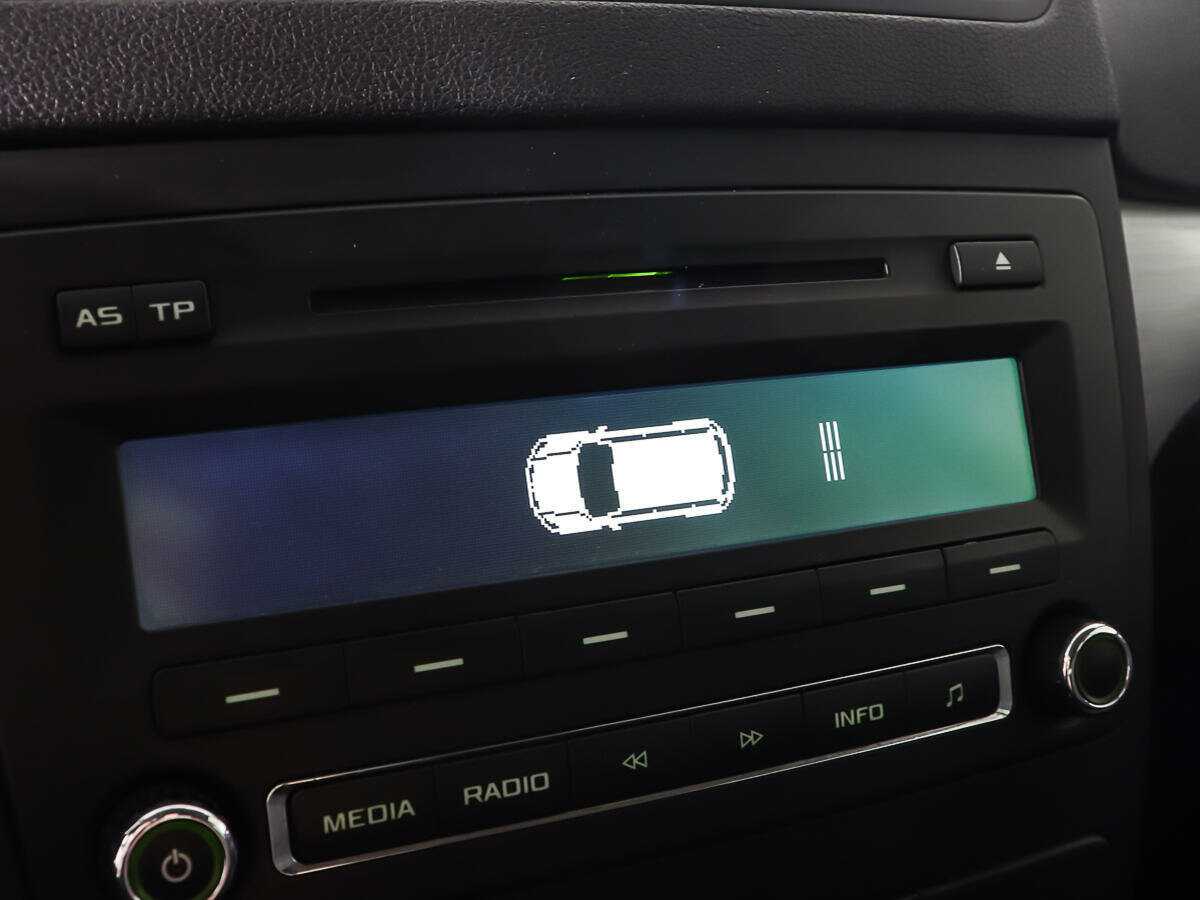 Шкода Йети б/у, 2014, Роботизированная. Фото: #17