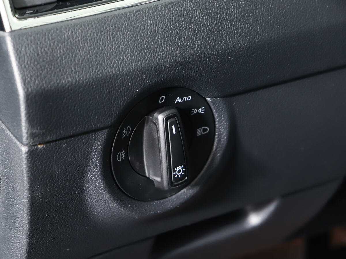 Шкода Октавия б/у, 2018, Роботизированная. Фото: #15