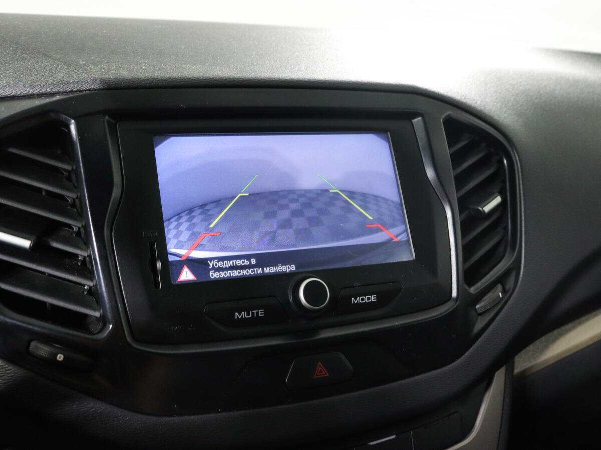 Лада (ВАЗ) Веста б/у, 2019, Механическая. Фото: #13