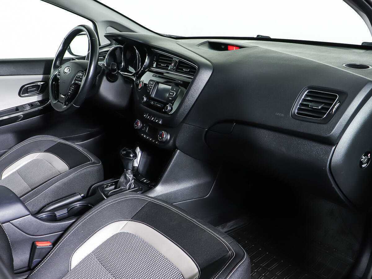 Киа Сид б/у, 2015, Роботизированная. Фото: #8