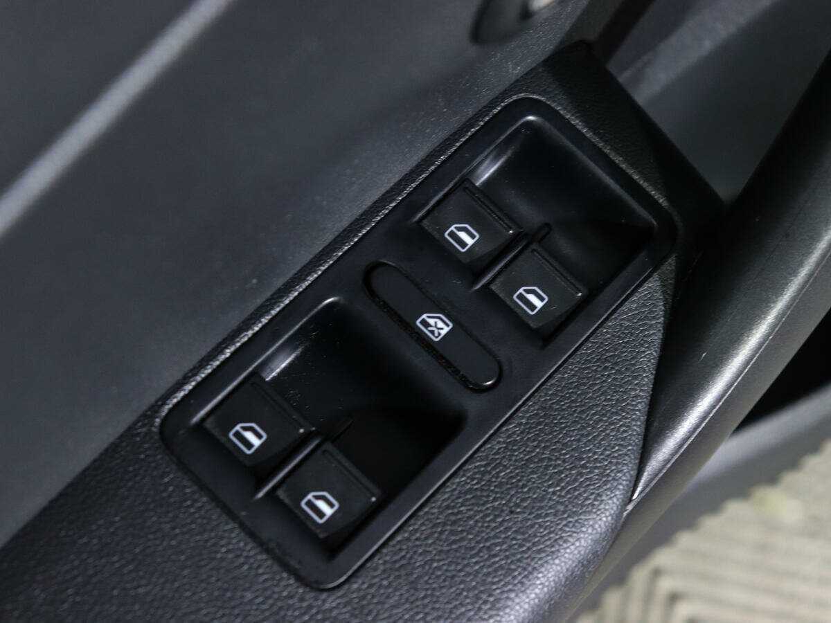 Фольксваген Поло б/у, 2017, Автоматическая. Фото: #16