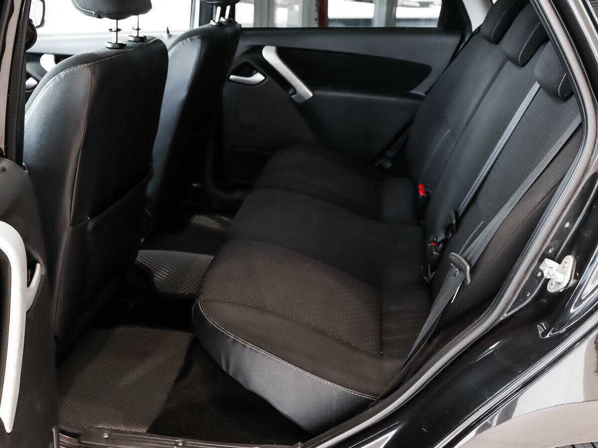 Лада (ВАЗ) Гранта б/у, 2016, Роботизированная. Фото: #9