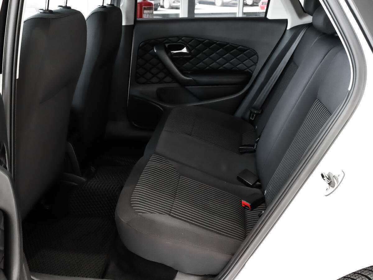 Фольксваген Поло б/у, 2013, Автоматическая. Фото: #7