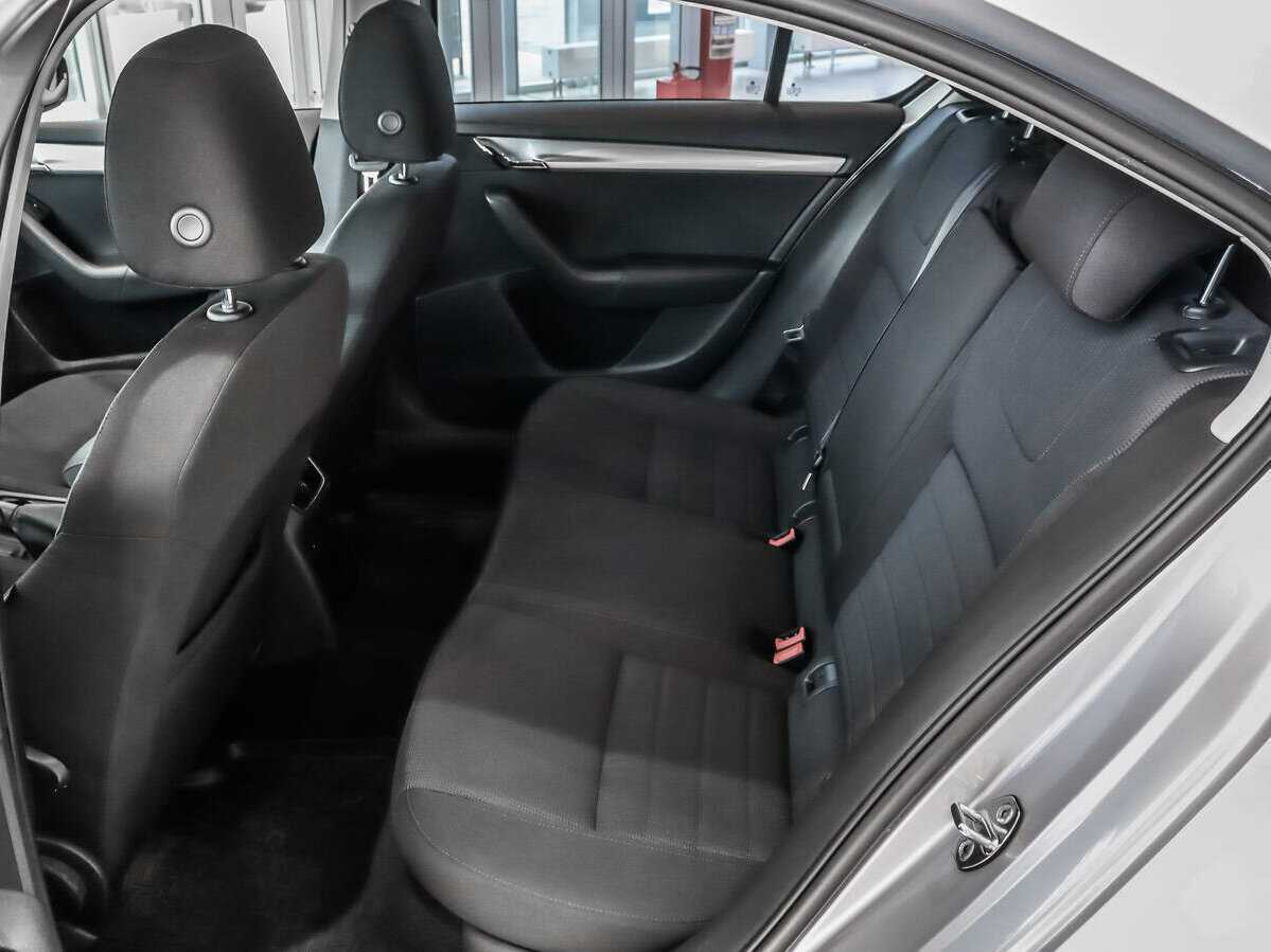 Шкода Октавия б/у, 2014, Роботизированная. Фото: #9