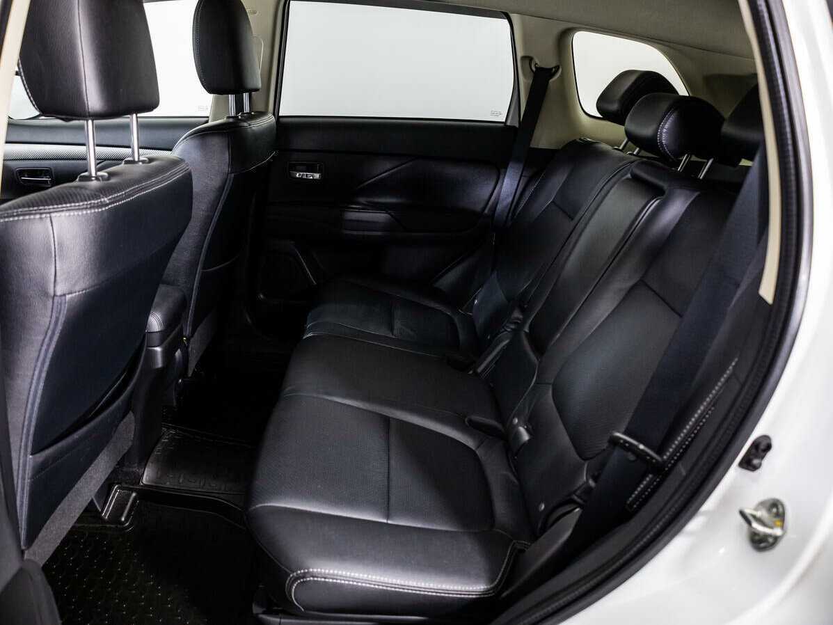 Митсубиши Оутлэндер б/у, 2014, Вариатор. Фото: #9