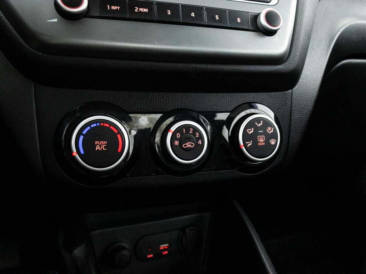 Киа Рио б/у, 2016, Механическая. Фото: #14