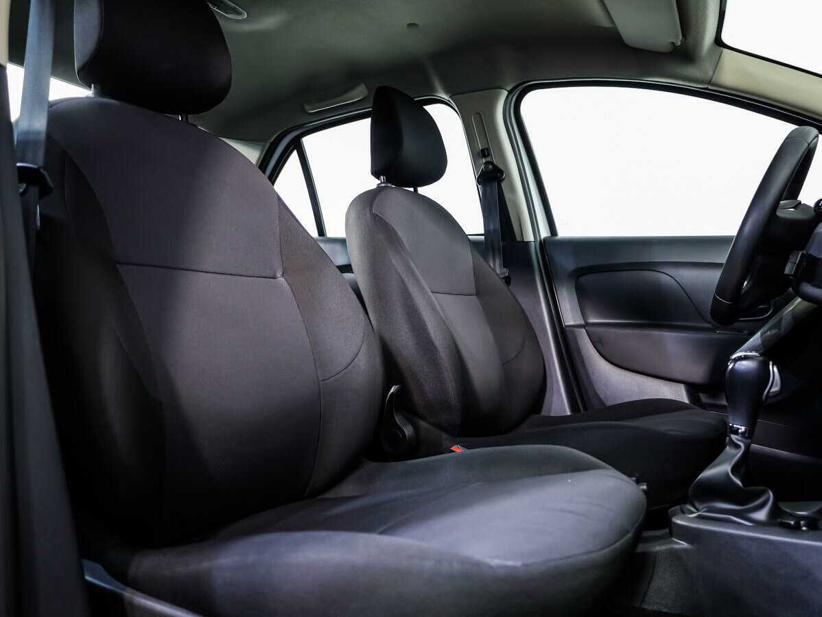 Рено Логан б/у, 2019, Автоматическая. Фото: #9