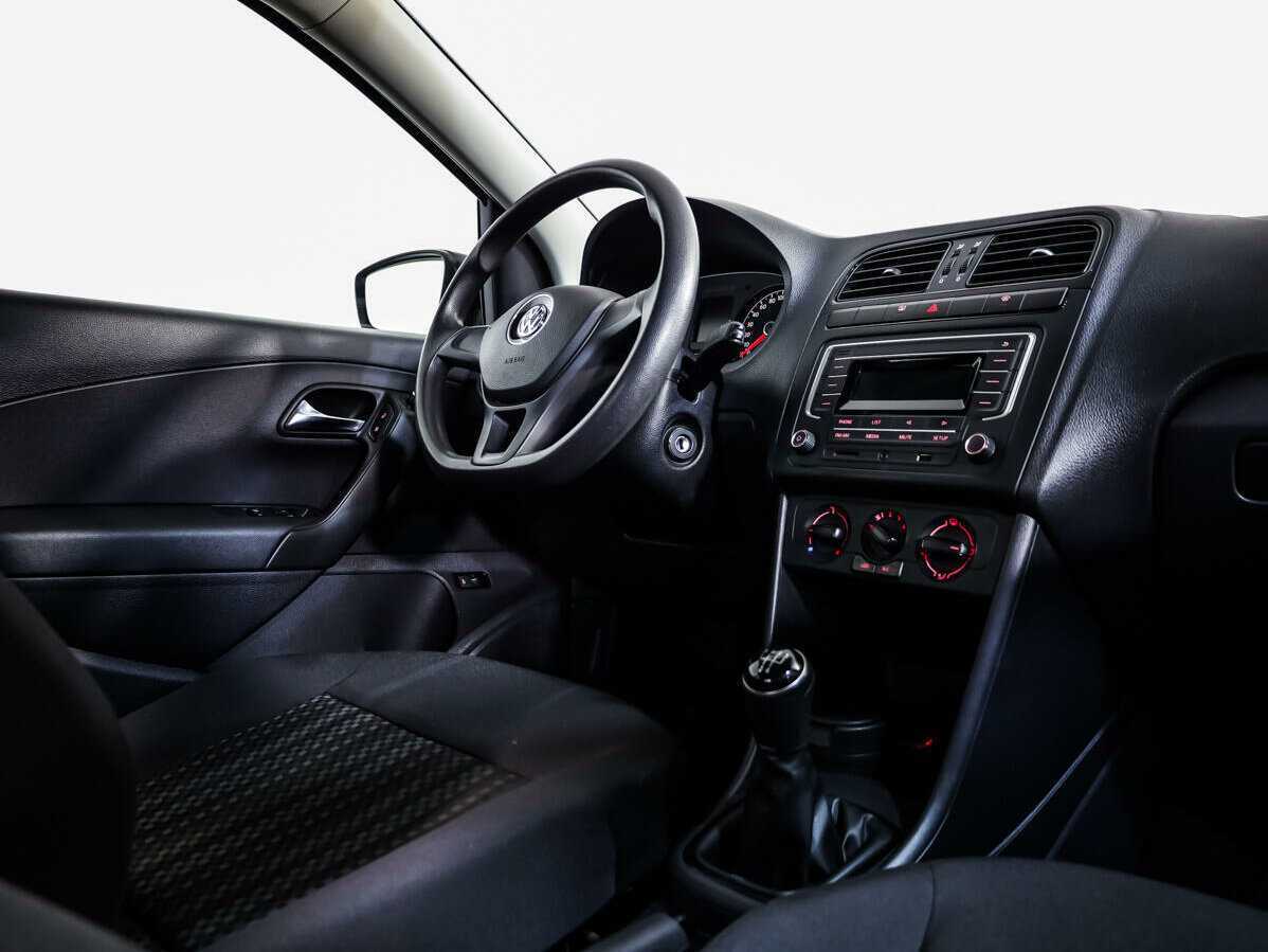 Фольксваген Поло б/у, 2016, Механическая. Фото: #7