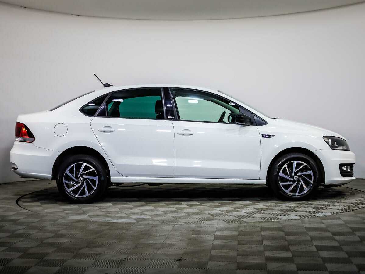 Фольксваген Поло б/у, 2017, Автоматическая. Фото: #2