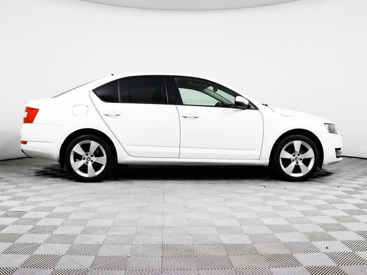 Шкода Октавия б/у, 2016, Роботизированная. Фото: #3