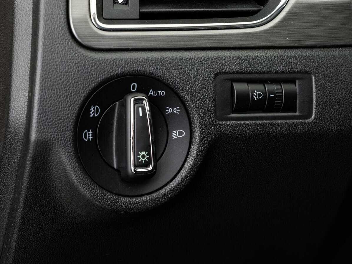 Шкода Рапид б/у, 2019, Роботизированная. Фото: #10