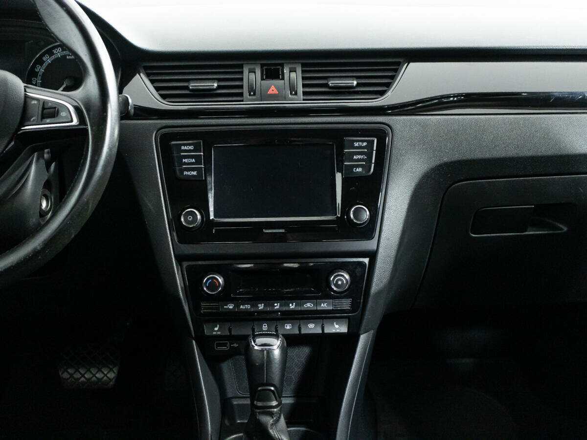 Шкода Рапид б/у, 2018, Роботизированная. Фото: #12