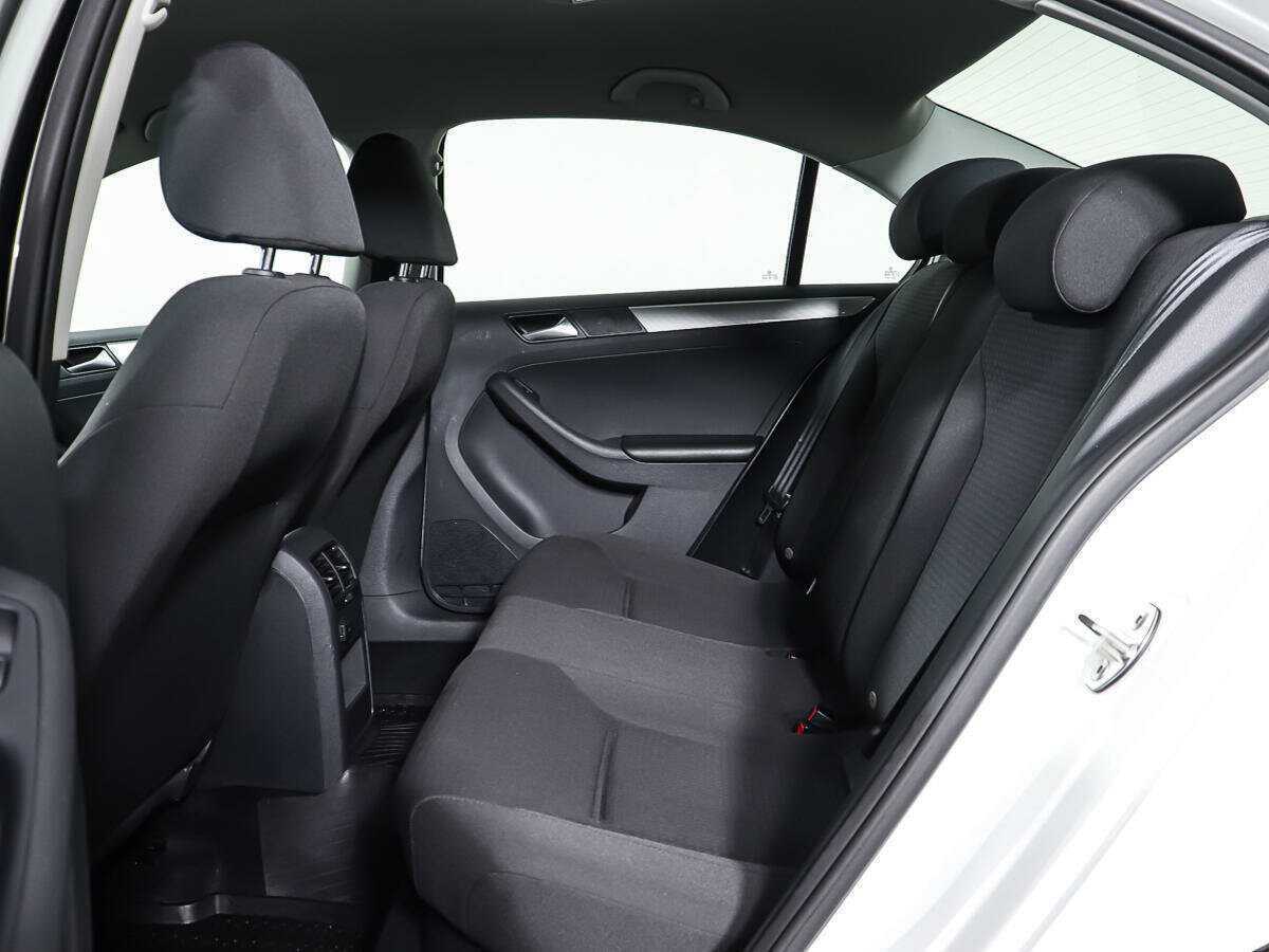 Фольксваген Джетта б/у, 2016, Автоматическая. Фото: #4