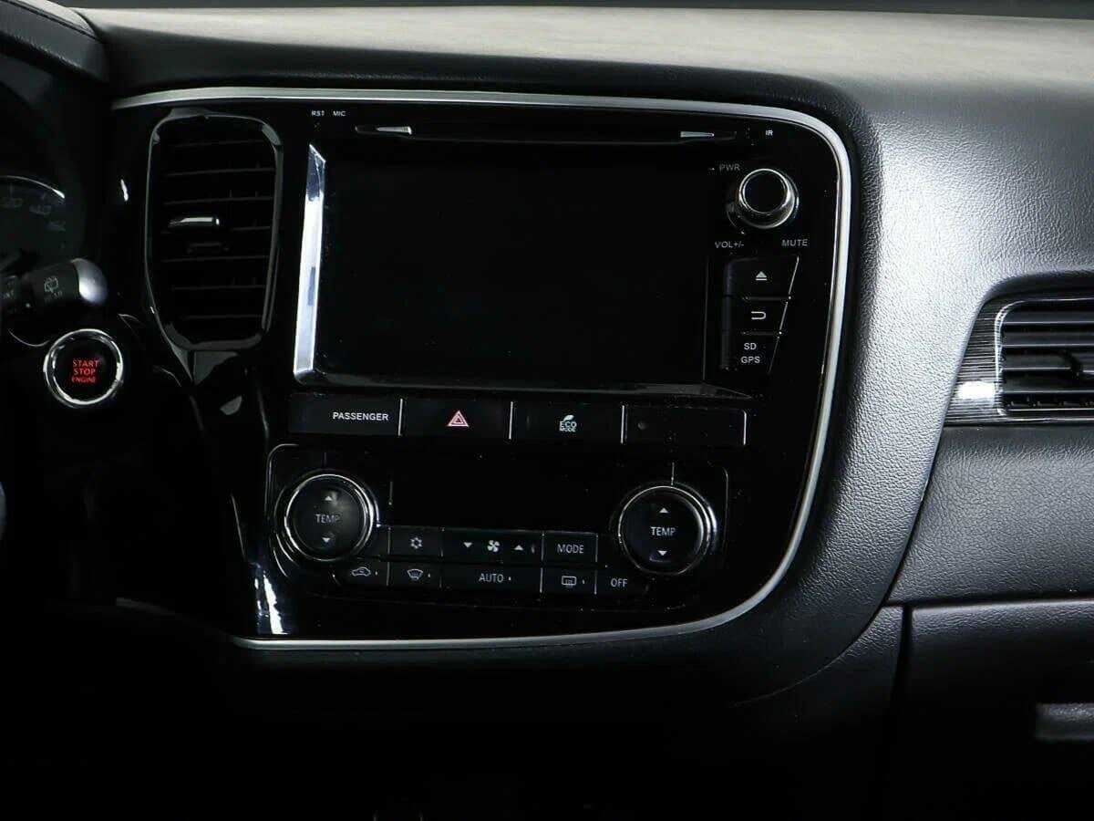 Митсубиши Оутлэндер б/у, 2016, Вариатор. Фото: #11