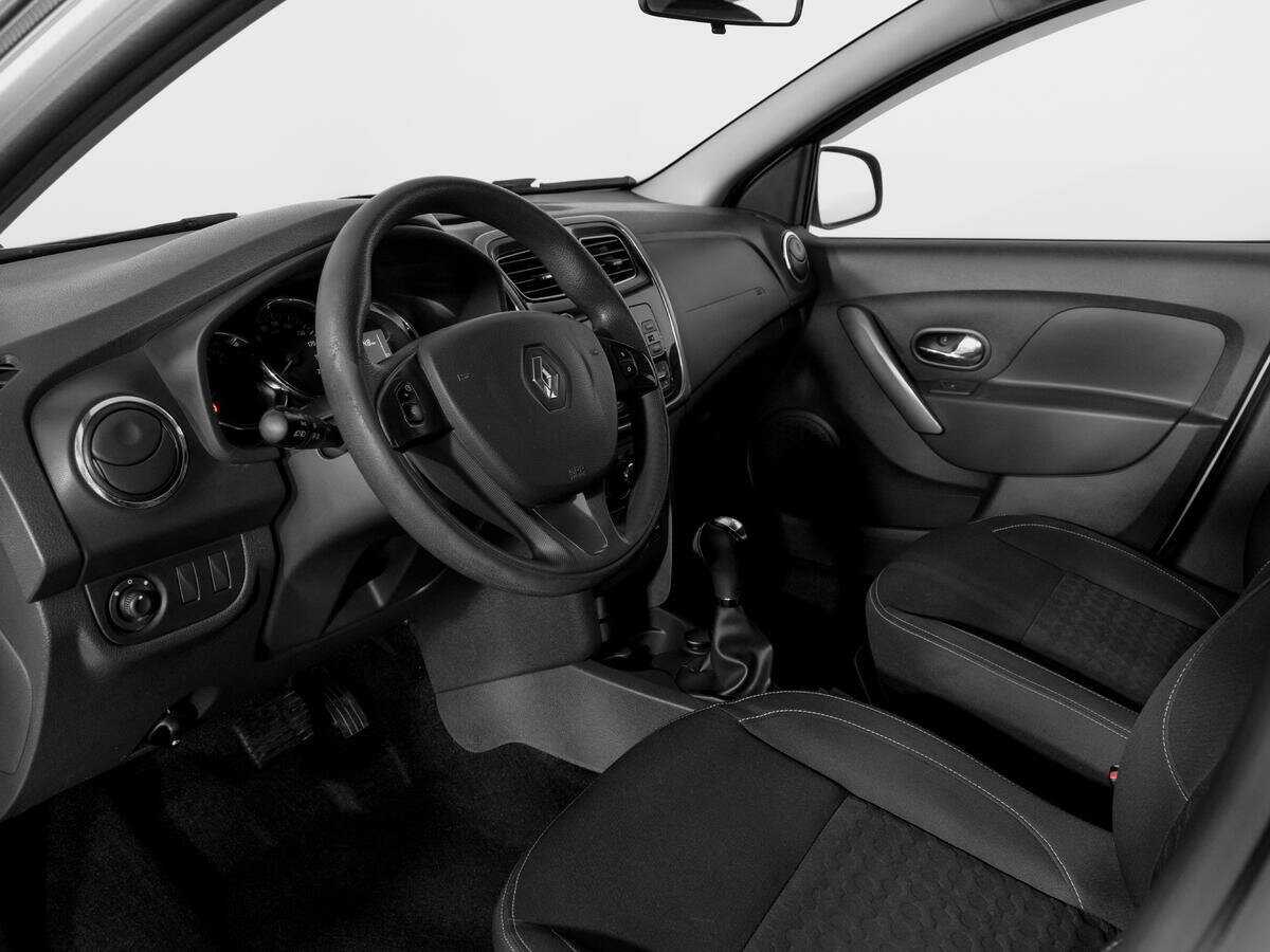 Рено Логан б/у, 2017, Автоматическая. Фото: #14