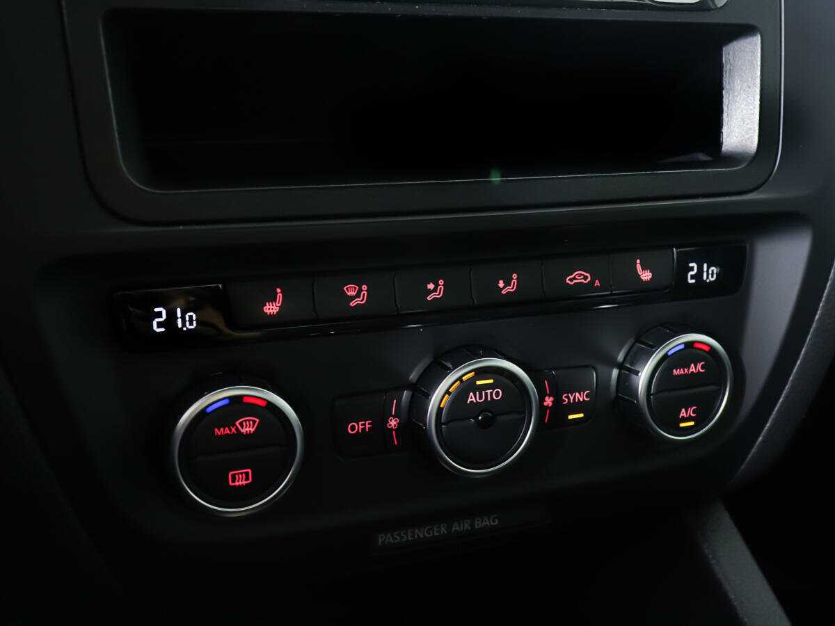 Фольксваген Джетта б/у, 2012, Автоматическая. Фото: #12