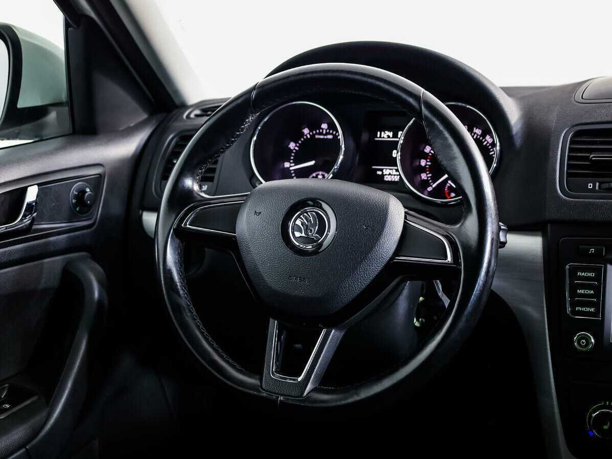 Шкода Йети б/у, 2014, Автоматическая. Фото: #9