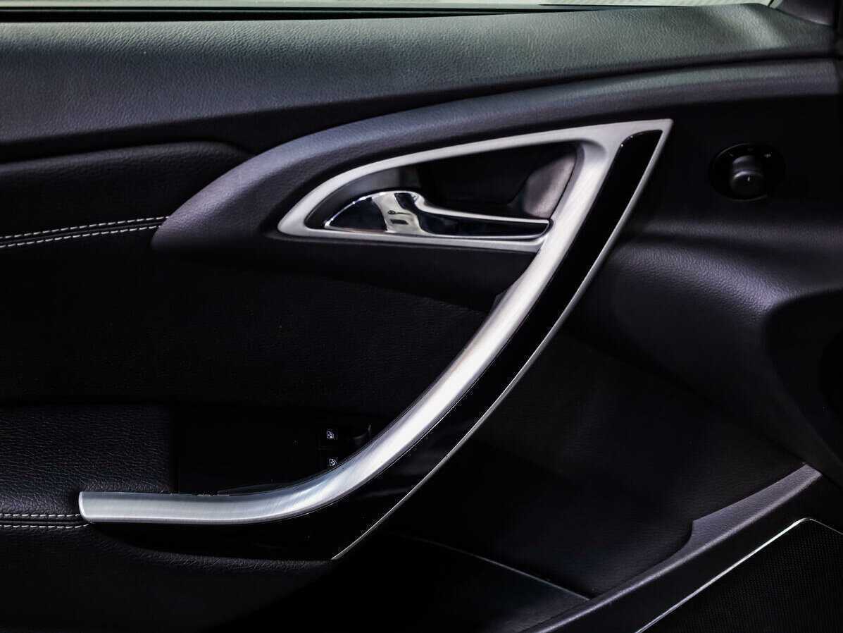 Опель Астра б/у, 2012, Автоматическая. Фото: #17