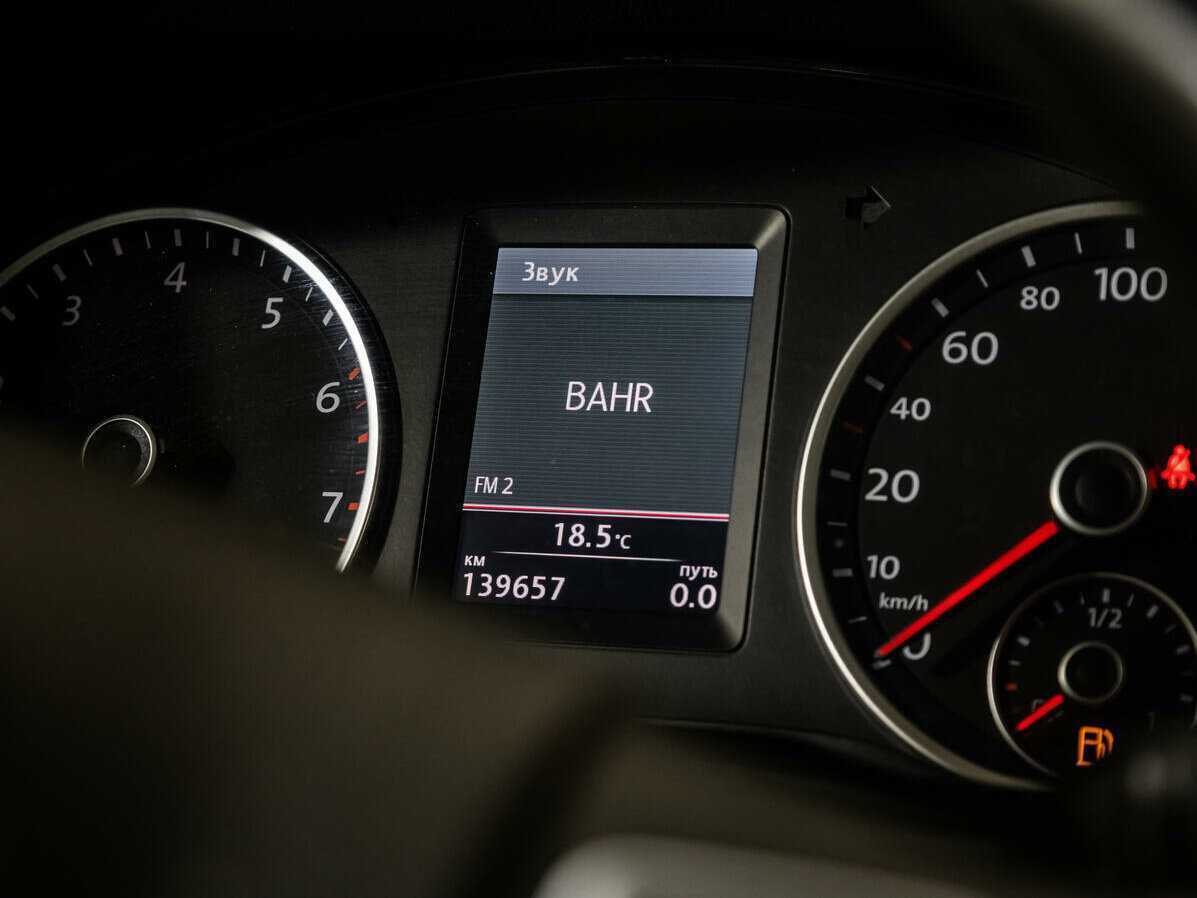 Фольксваген Тигуан б/у, 2012, Автоматическая. Фото: #11