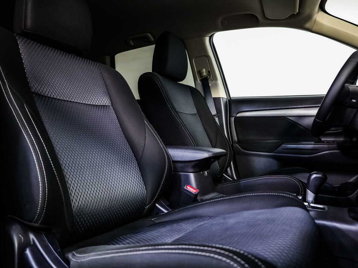 Митсубиши Оутлэндер б/у, 2015, Вариатор. Фото: #9