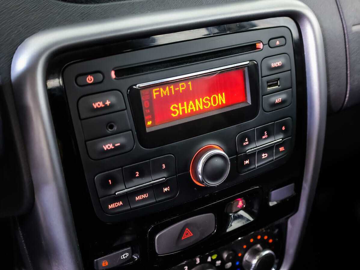 Рено Дастер б/у, 2013, Механическая. Фото: #11