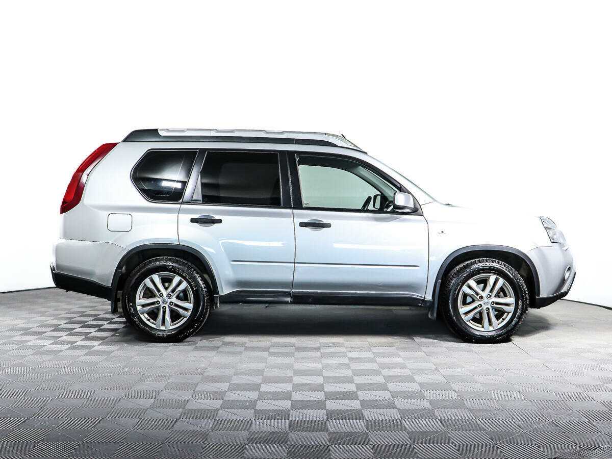 Ниссан Икс-Трейл б/у, 2013, Механическая. Фото: #2