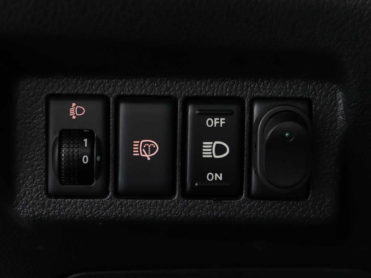 Ниссан Икс-Трейл б/у, 2013, Механическая. Фото: #15