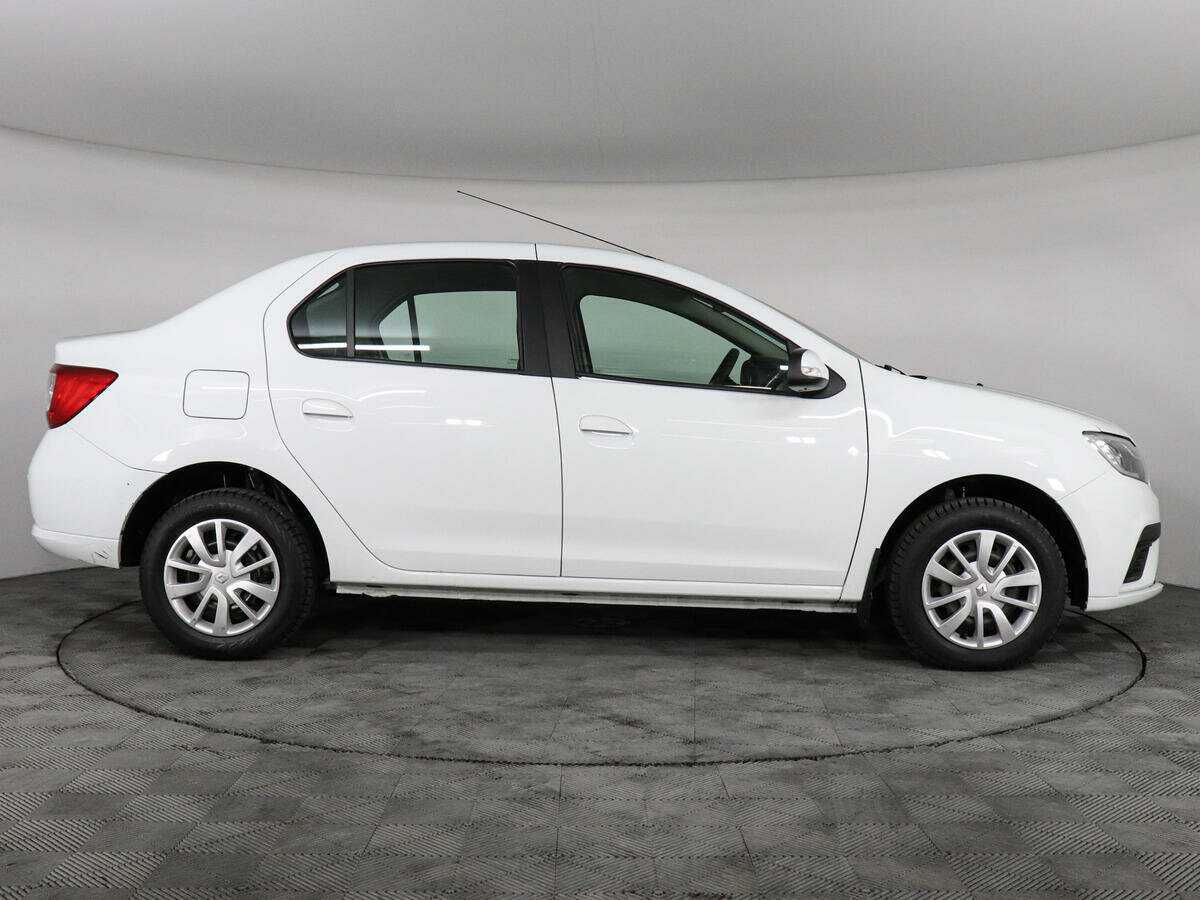 Рено Логан б/у, 2022, Автоматическая. Фото: #3