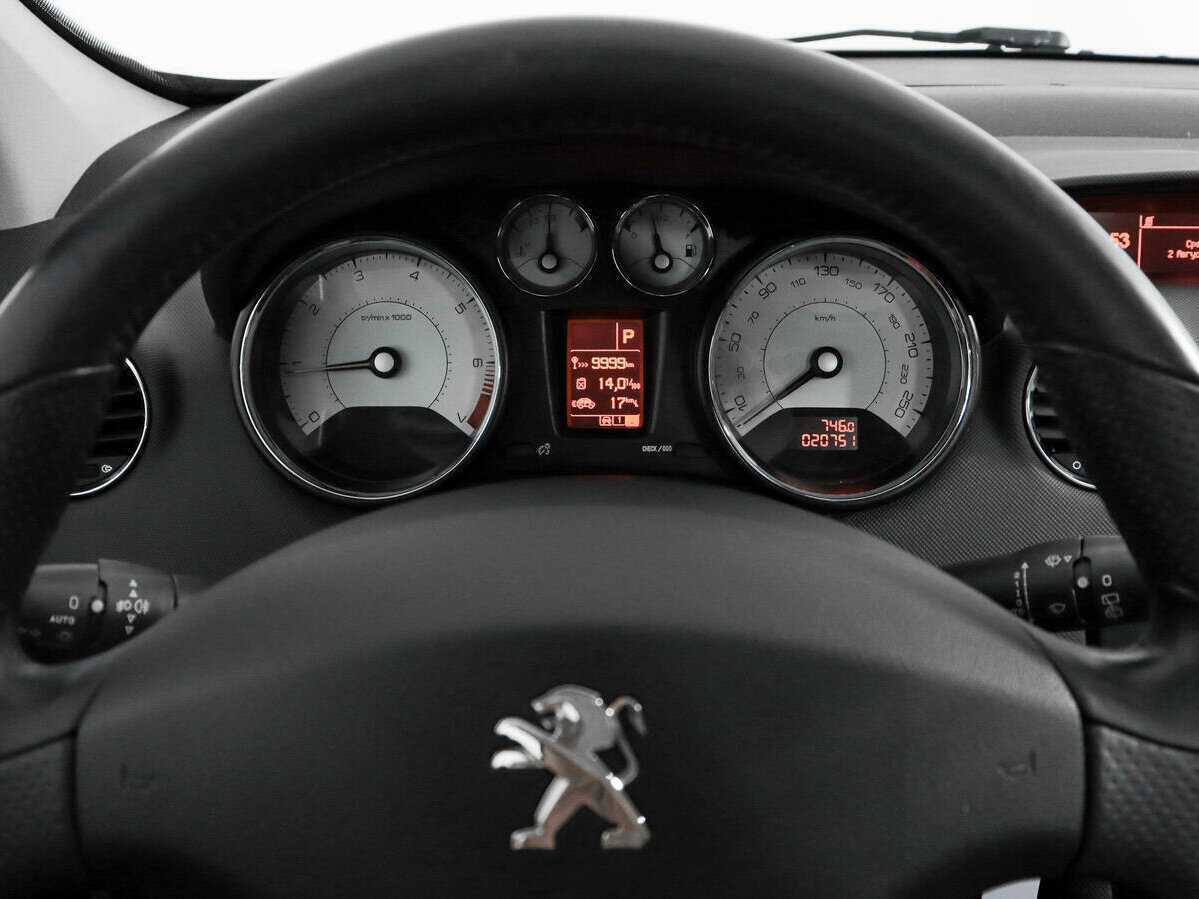 Пежо 308 б/у, 2012, Автоматическая. Фото: #16