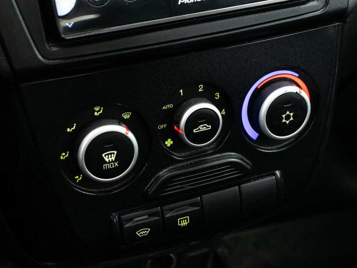 Лада (ВАЗ) Калина б/у, 2015, Механическая. Фото: #14