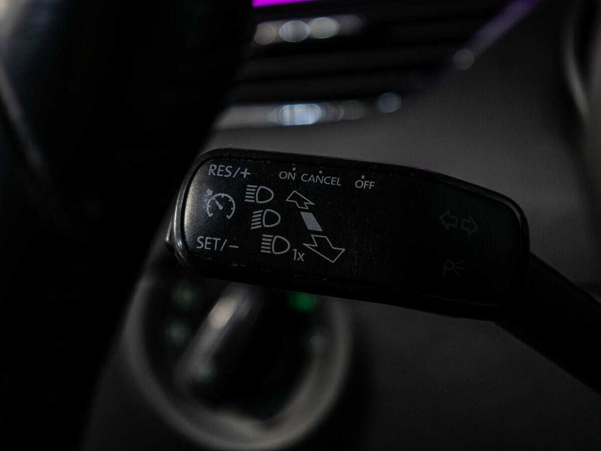 Шкода Октавия б/у, 2015, Роботизированная. Фото: #18