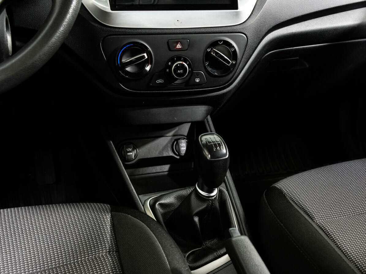 Хендай Солярис б/у, 2017, Механическая. Фото: #11