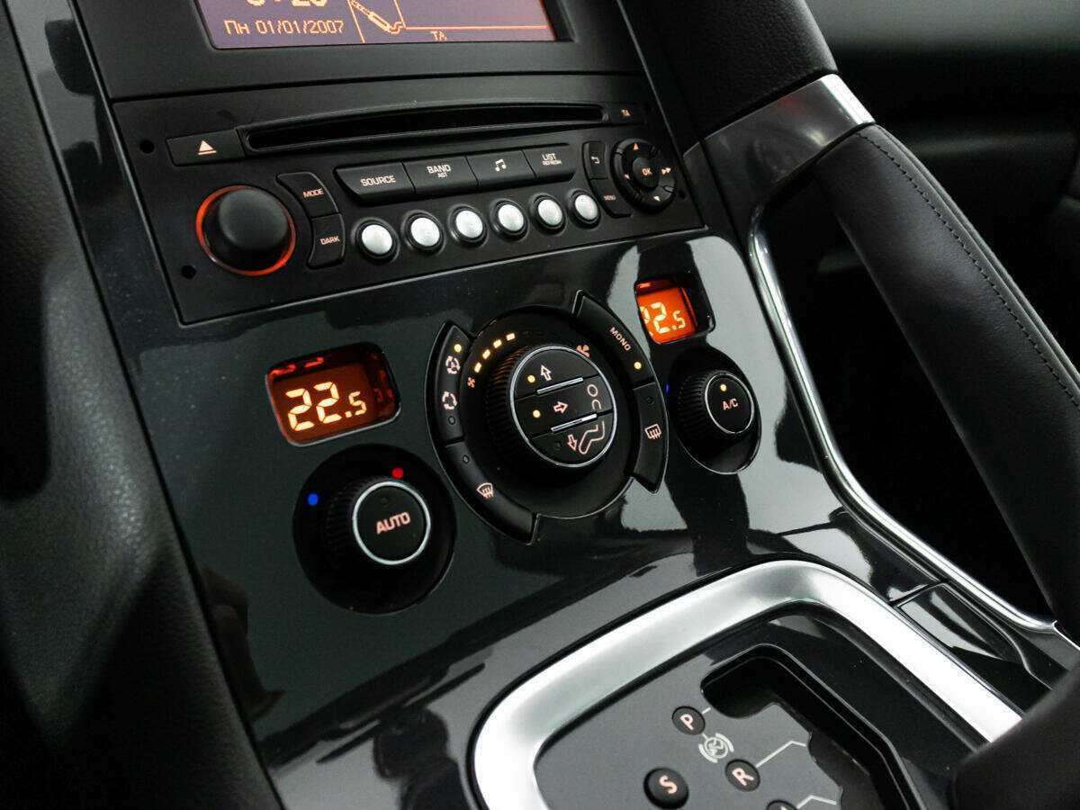 Пежо 3008 б/у, 2013, Автоматическая. Фото: #15