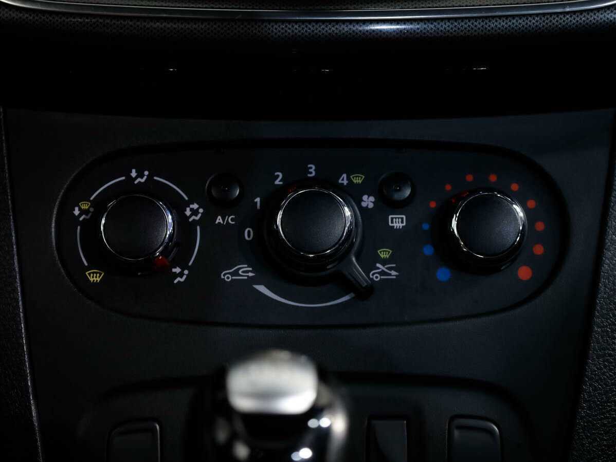 Рено Логан б/у, 2020, Вариатор. Фото: #13