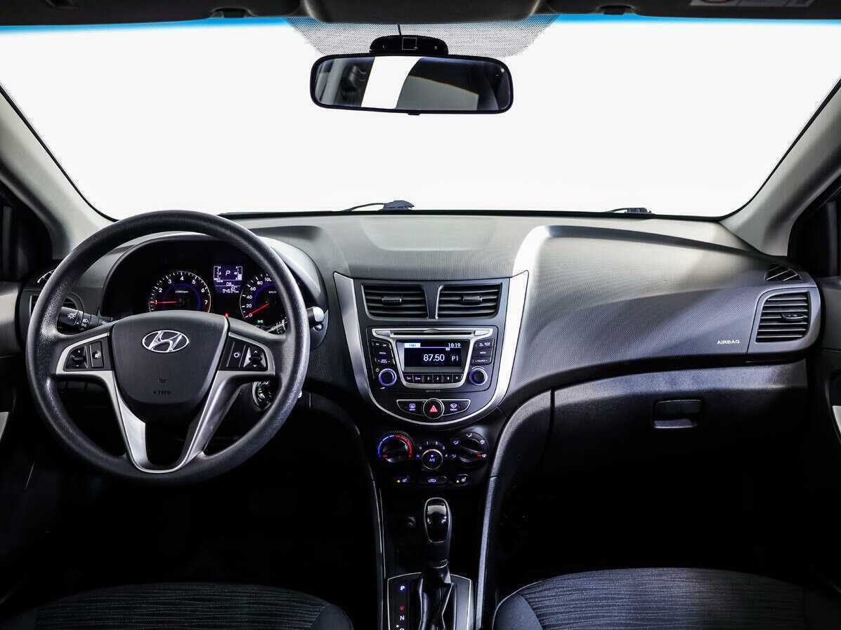 Хендай Солярис б/у, 2015, Автоматическая. Фото: #8