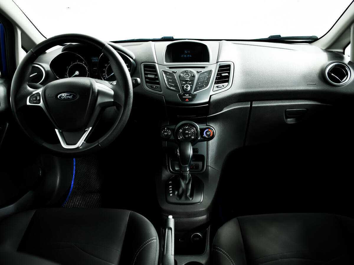 Форд Фиеста б/у, 2016, Роботизированная. Фото: #10