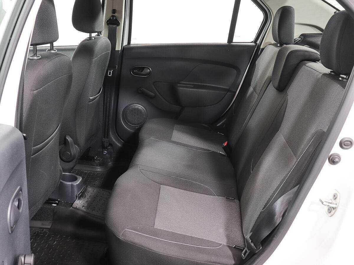 Рено Логан б/у, 2020, Автоматическая. Фото: #8