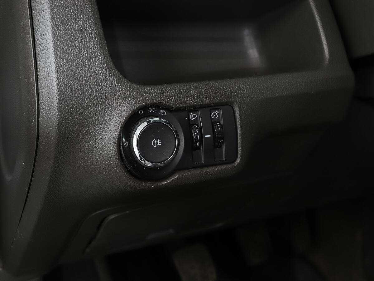 Шевроле Кобальт б/у, 2013, Механическая. Фото: #14