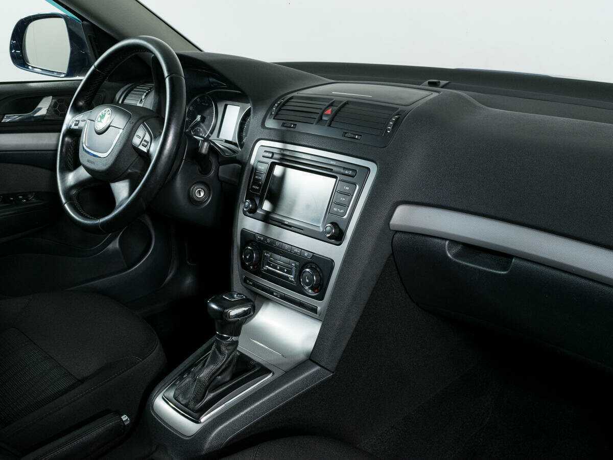 Шкода Октавия б/у, 2012, Автоматическая. Фото: #8