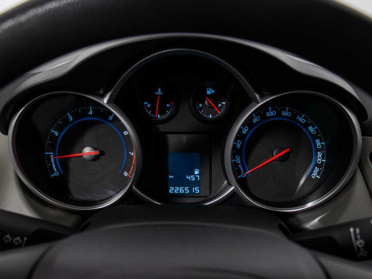 Шевроле Круз б/у, 2012, Механическая. Фото: #9