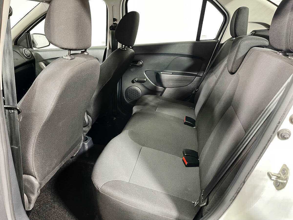 Рено Логан б/у, 2020, Автоматическая. Фото: #9