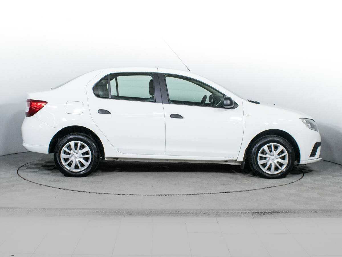 Рено Логан б/у, 2019, Автоматическая. Фото: #1