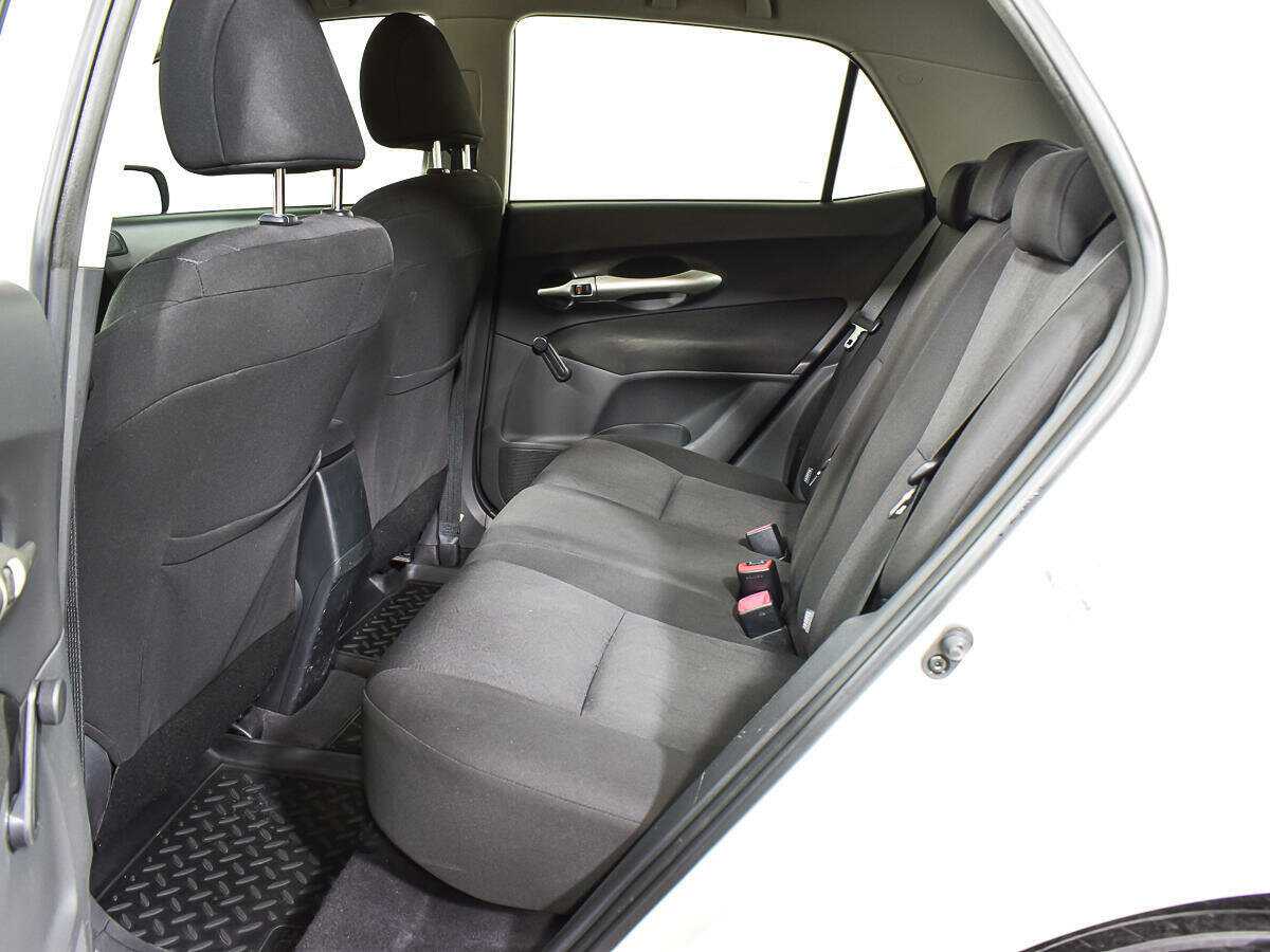 Тойота Аурис б/у, 2012, Автоматическая. Фото: #8