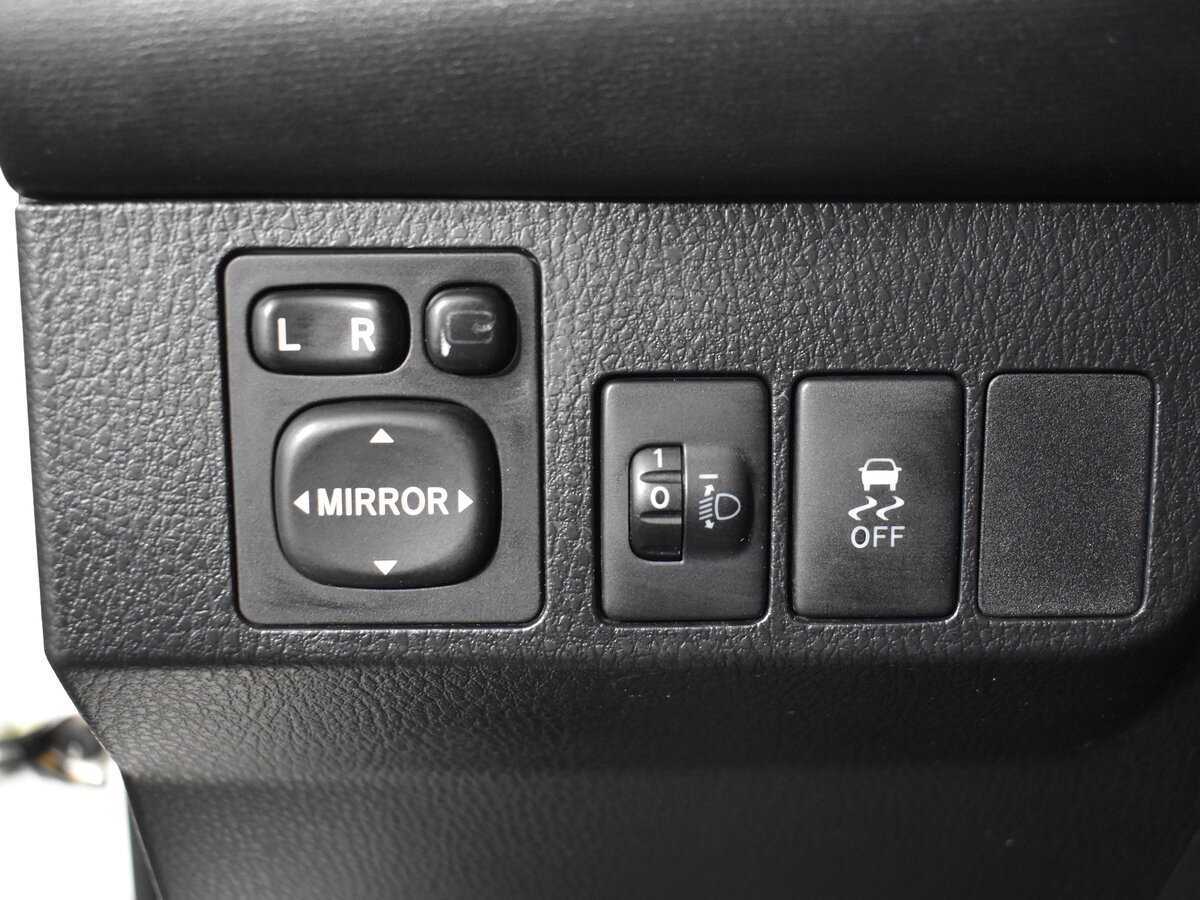 Тойота Рав4 б/у, 2015, Механическая. Фото: #8